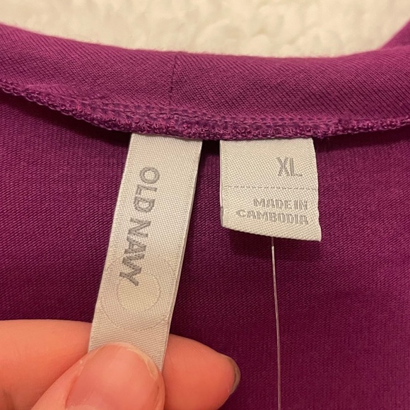 TOP - Picture 2 of 4